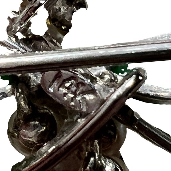 Antique 14k White Gold, Jade And Diamond Brooch. - Picture 6 of 6